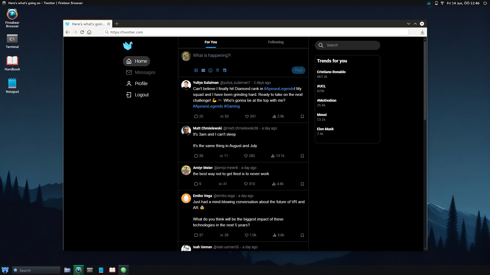黑客中心：终极模拟器 (HackHub - Ultimate Hacker Simulator)