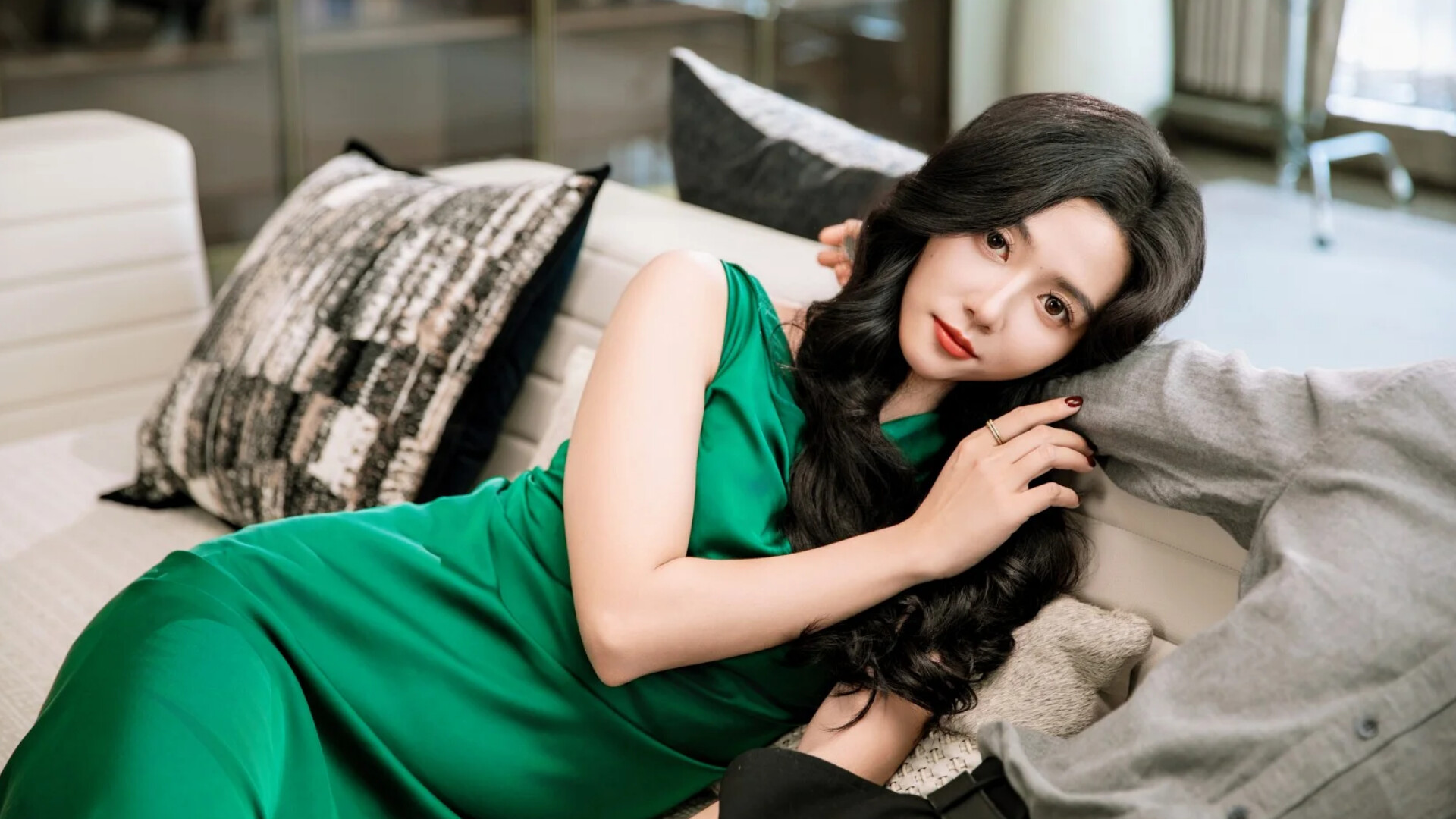 《这个ceo我当定了!》绿色版|百度云迅雷下载插图3-小白游戏网 《这个ceo我当定了!》绿色版|百度云迅雷下载插图3-小白游戏网